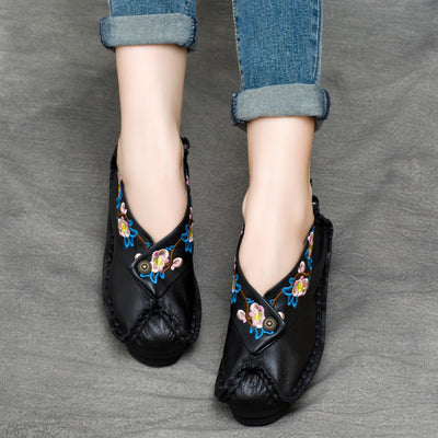 Babakud Women Spring Retro Leather Embroidered Handmade Casual Shoes