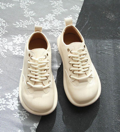 Women Stylish Retro Lace-Up Soft Leather Casual Shoes