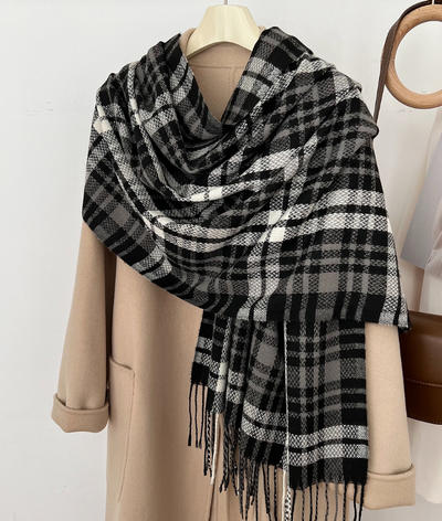 Babakud Autumn and Winter Stylish Plaid Scarf