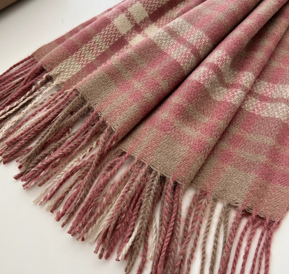 Babakud Autumn and Winter Stylish Plaid Scarf