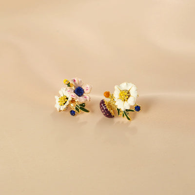 Babakud Women Silver Basamson Daisy Flowers Earrings