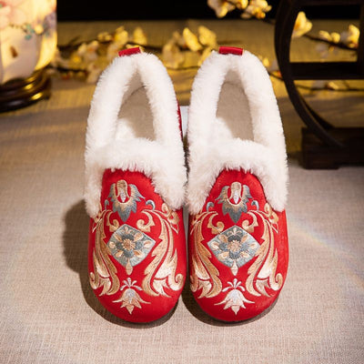 Women Traditional Embroidered Warm Fur-Lined Cotton Cloth Shoes