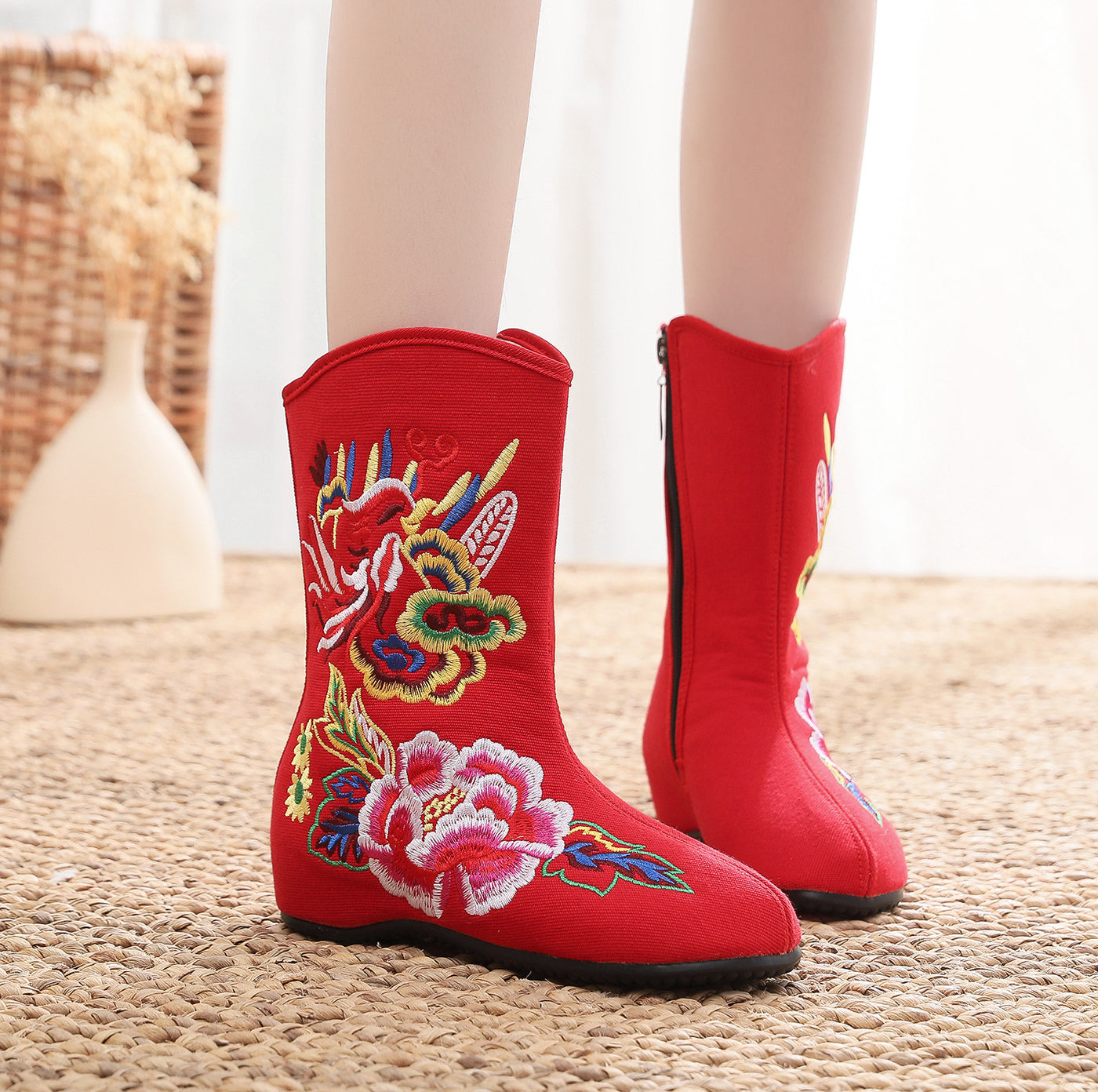 Women Traditional Floral Embroidered Fleece Cotton Boots