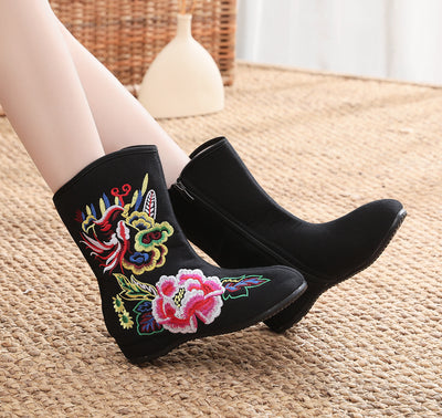 Women Traditional Floral Embroidered Fleece Cotton Boots