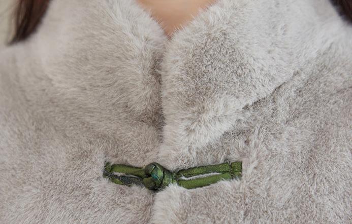 Traditional Chinese Style Elegant Warm Faux Fur Coat with Quilted Green Lining