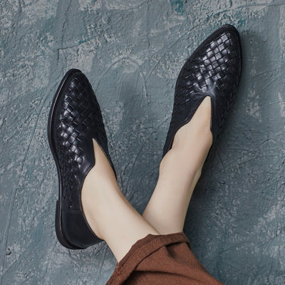 Women Retro Pointed Woven Handmade Leather Flats