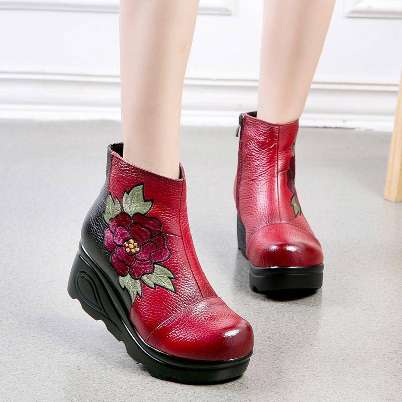 Ethnic Style Embroidered Wedge Boots