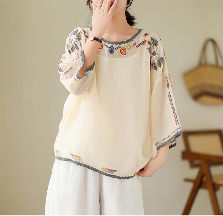 Loose Embroidered Three-Quarter Sleeves Cotton T-Shirts