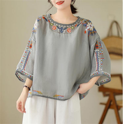 Loose Embroidered Three-Quarter Sleeves Cotton T-Shirts