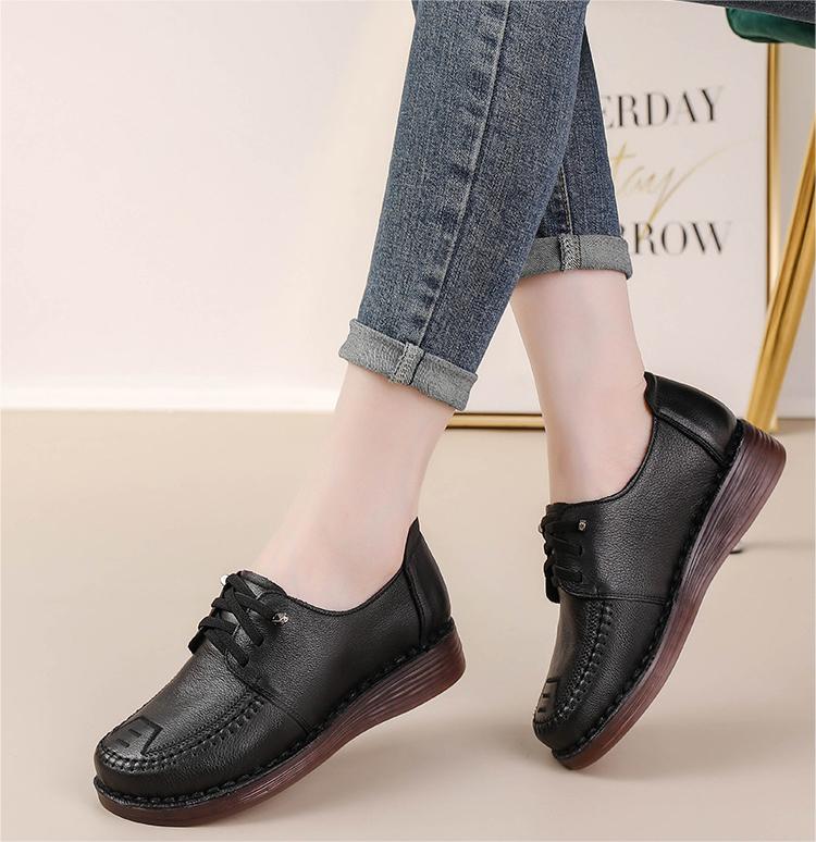 Retro Soft Soled Leather Shoes for Women