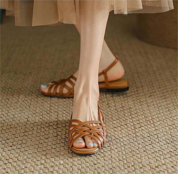 Simple Woven Soft Soled Hollow Peep-Toe Sandals