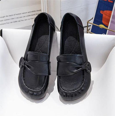 Women Retro Ruffled Soft Soled Slip On Shoes