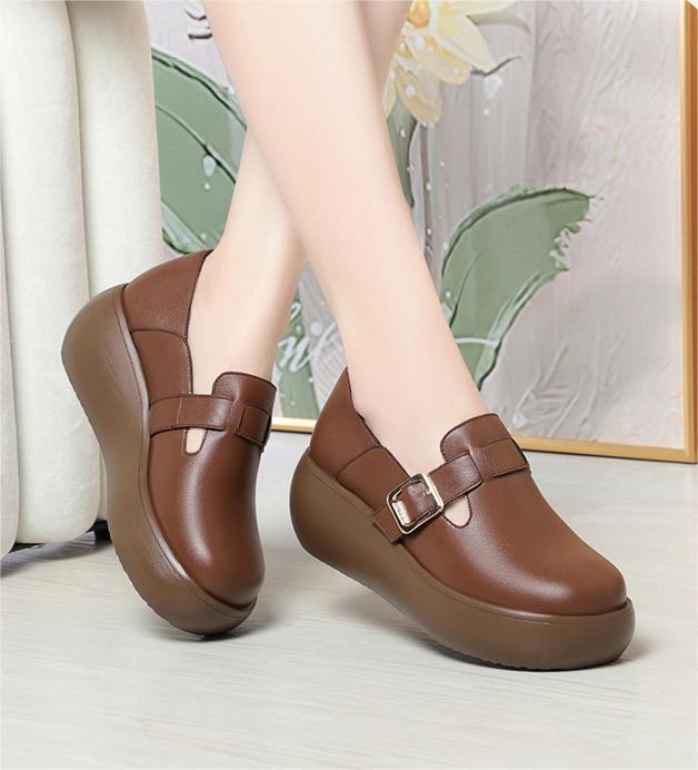 Women Round Toe Soft Soled Leather Wedge Shoes