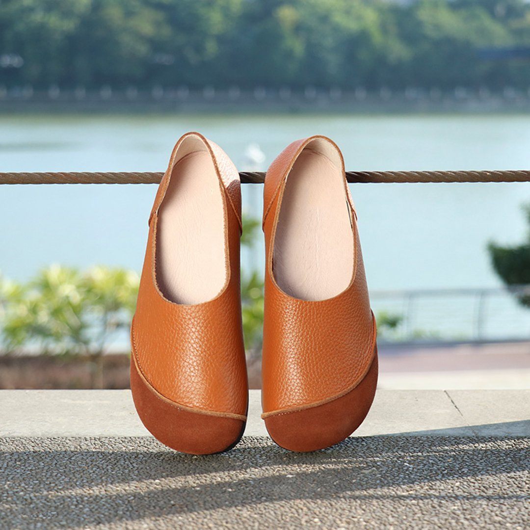 Women Autumn Classic Leather Flat Slip- On Shoes