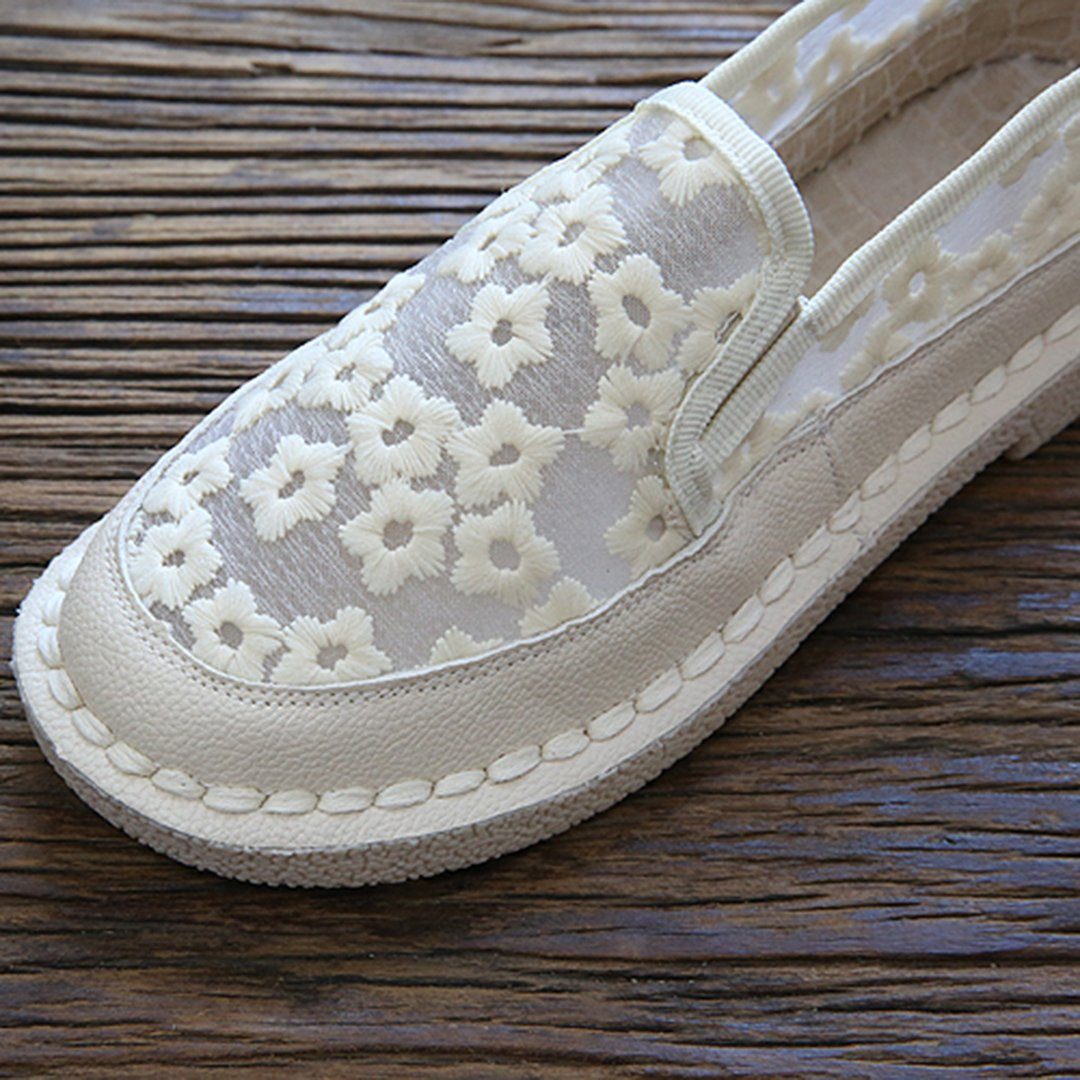 Daisy Embroidered Mesh Breathable Flats Shoes – Babakud